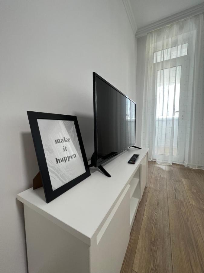 Sunny Apartment Center Suceava Eksteriør bilde